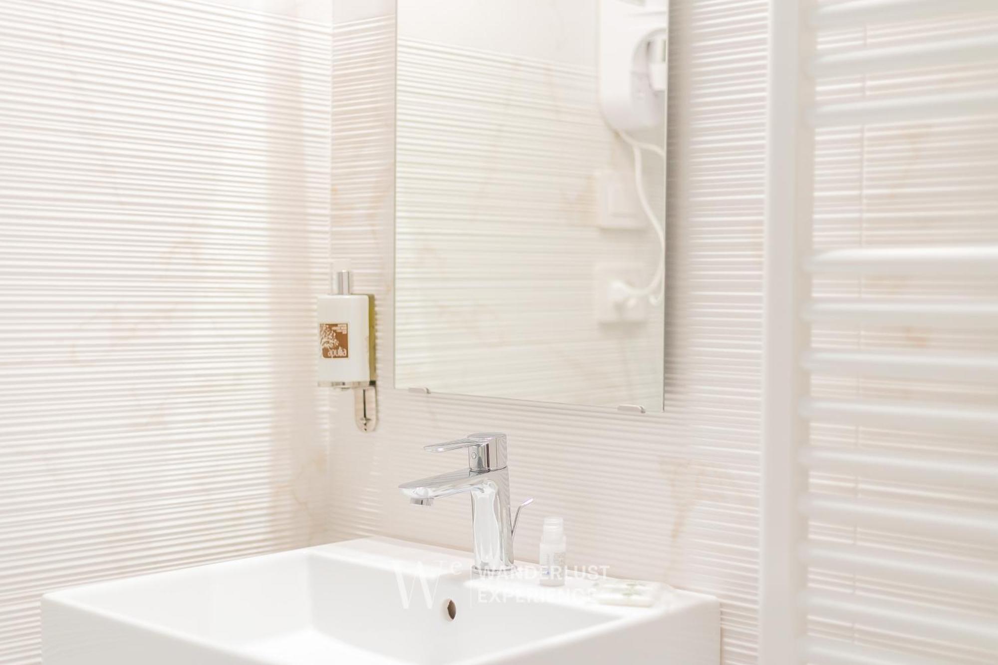 Wanderlust Experience Stone House Apartment Bari Bagian luar foto